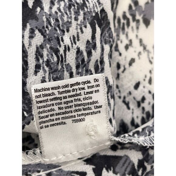 A.N.A A New Approach Animal Print Button Down Shirt With Roll Tab Sleeves Size L - Picture 10 of 10